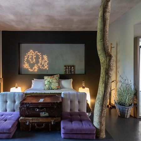Oniropetra Boutique Hotel Karpenísion エクステリア 写真
