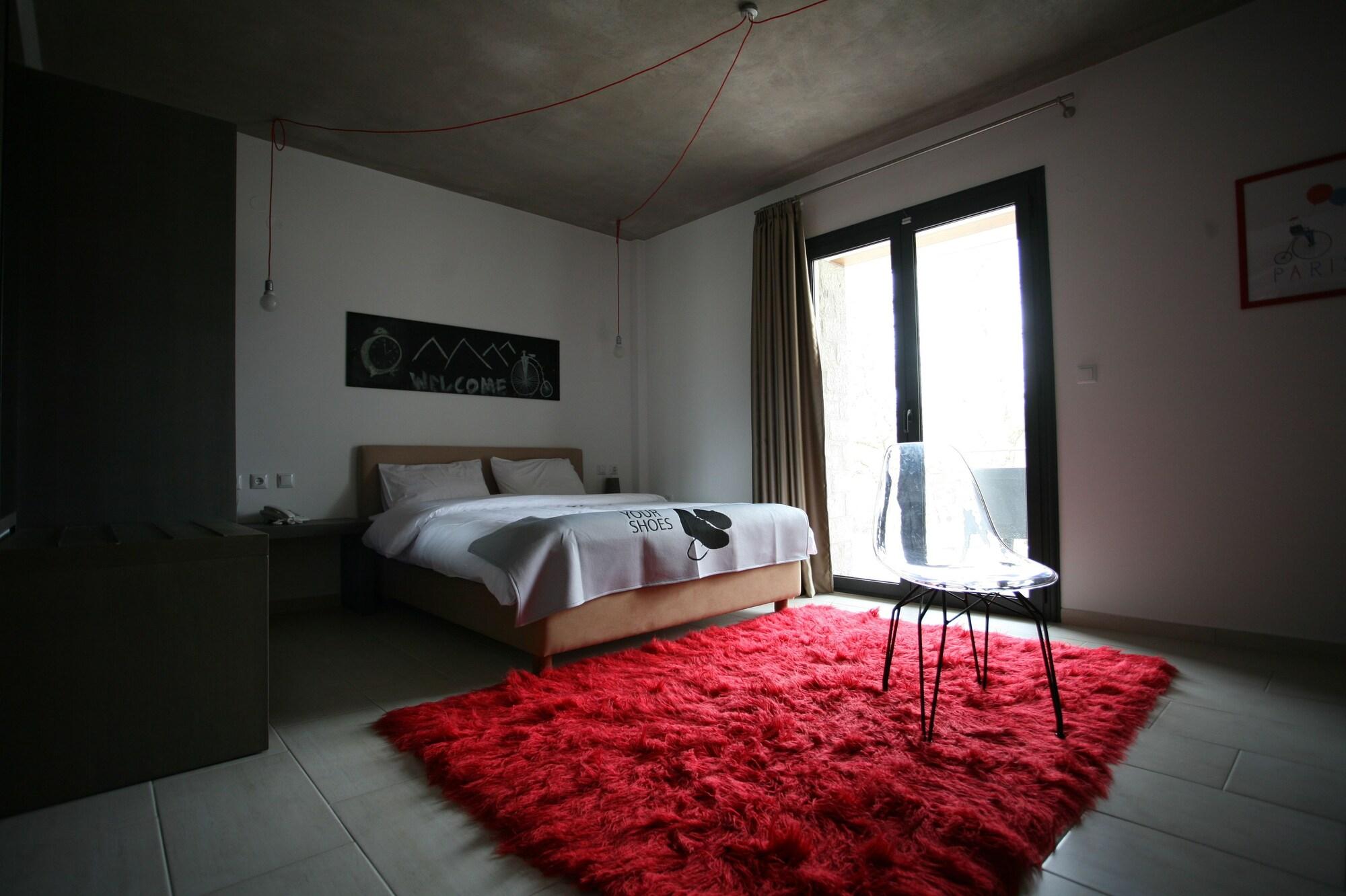 Oniropetra Boutique Hotel Karpenísion エクステリア 写真